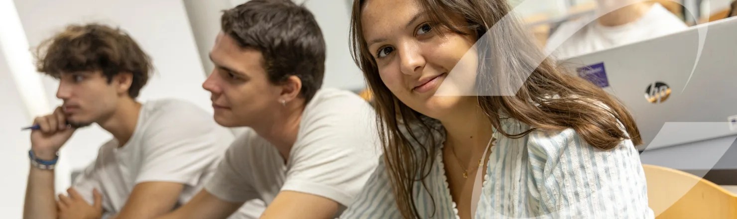 etudiants gros plan heip